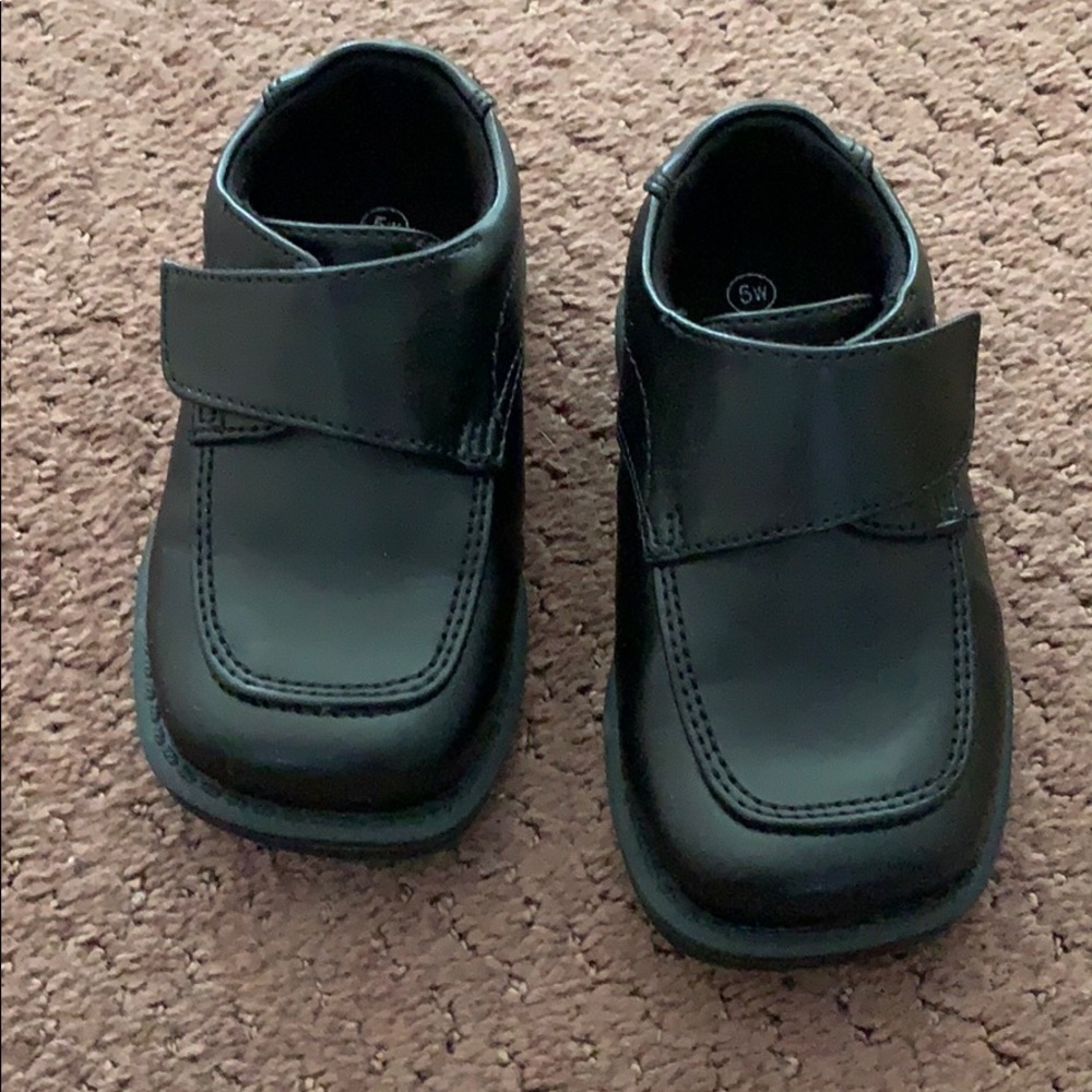 Infant Boys’ black dress shoes